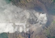 Monitoreo con drones descarta riesgo de erupción mayor en el volcán Telica Foto: Vigilancia y monitoreo al Volcán Telica