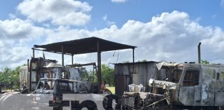 Foto: Masivo incendio en un parqueo de vehículos en Sabana Grande, Managua / TN8