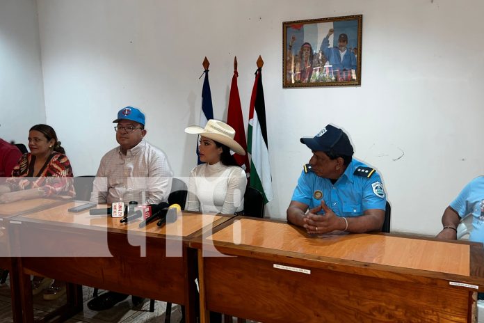 Foto: Arrancan fiestas patronales en San Pedro de Lóvago/TN8 Foto: Arrancan fiestas patronales en San Pedro de Lóvago/TN8