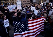 Miles de estadounidenses marchan contra las absurdas políticas de Trump Foto: Protestan en EE.UU. contra políticas de Trump /Cortesía