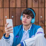 La canción que define tu signo zodiacal según la inteligencia artificial Foto: ¿Qué dice tu signo zodiacal sobre tu playlist? /cortesía