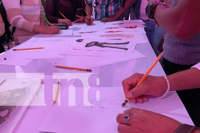 1 Foto: ¡Diseño e innovación! Así fue el Open House de la Escuela Creativa/TN8