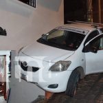 Conductor en aparente estado de ebriedad impacta su auto contra una casa en Boaco Foto: Conductor en aparente estado de ebriedad impacta su auto contra una casa en Boaco/TN8