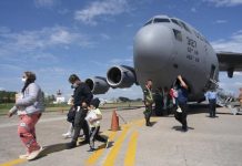 Regresan a Honduras 163 migrantes deportados de Estados Unidos Foto: Migrantes regresan a Honduras /cortesía