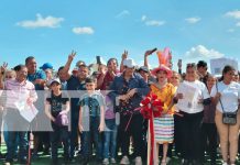 Familias nicaragüenses cumplen su sueño de tener un terreno propio en Managua Foto: Alcaldía de Managua entregó 500 lotes/TN8