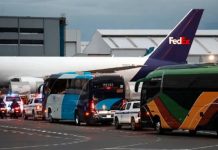 Costa Rica recibe a 135 migrantes deportados desde EE.UU. UU. Foto: Costa Rica recibe a 135 migrantes deportados desde EE.UU. UU./Cortesía