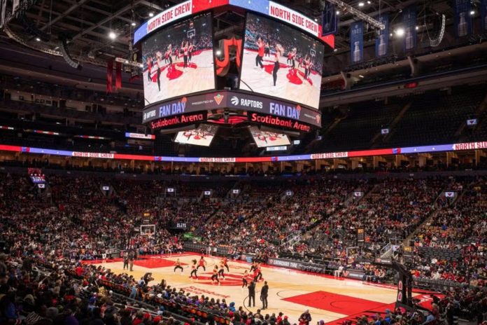 Foto: Abuchean el himno nacional de EE.UU. /Cortesía Foto: Abuchean el himno nacional de EE.UU. /Cortesía