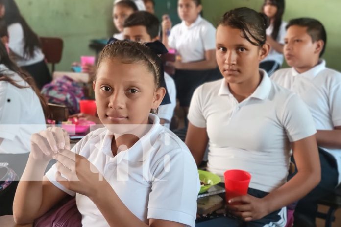 Foto: celebraron el inicio del ciclo escolar 2025 en el Núcleo Educativo El Timal/TN8