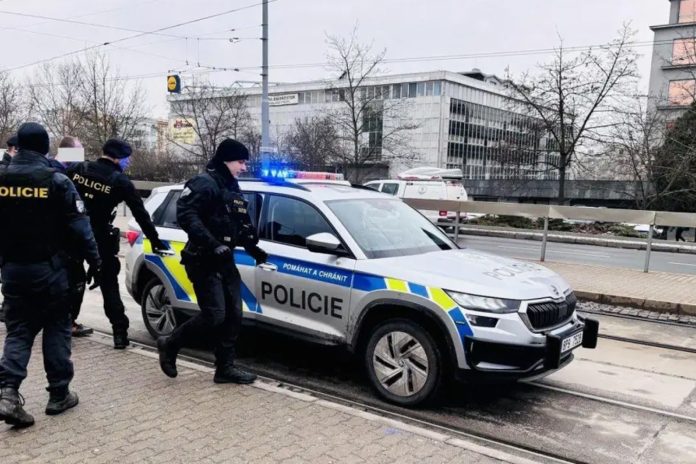 Foto: Mata a puñaladas a dos mujeres en la República Checa /Cortesía