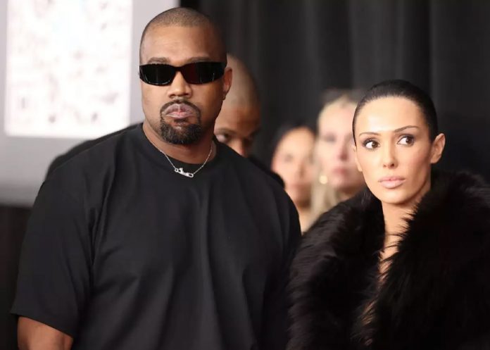 Foto: Bianca Censori en los Grammy /cortesía