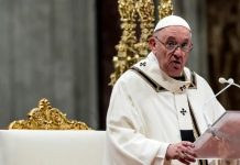 Foto: El Papa Francisco desafía a Trump /cortesía