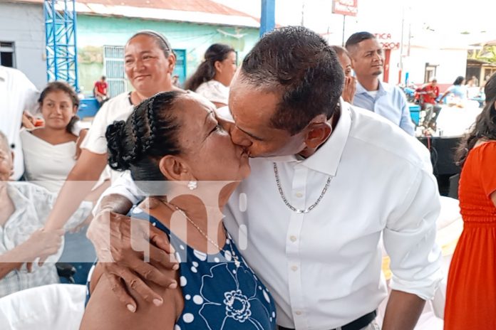 2 Foto: ¡Amor en grande! 16 parejas contraen matrimonio en bodas masivas en Nandaime/TN8