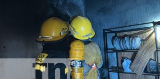 Foto: Incendio en restaurante de Jalapa: bomberos controlan siniestro sin víctimas/TN8
