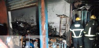 Foto: Incendio devasta sector Los Chocoyos en el Mercado Oriental/TN8