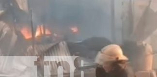 Foto: incendio reduce a cenizas una vivienda en Tipitapa, dejando a cuatro familias sin refugio/TN8