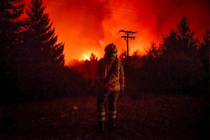 2 Foto: Fuego y caos en Argentina tras un incendio de gran magnitud / Cortesía