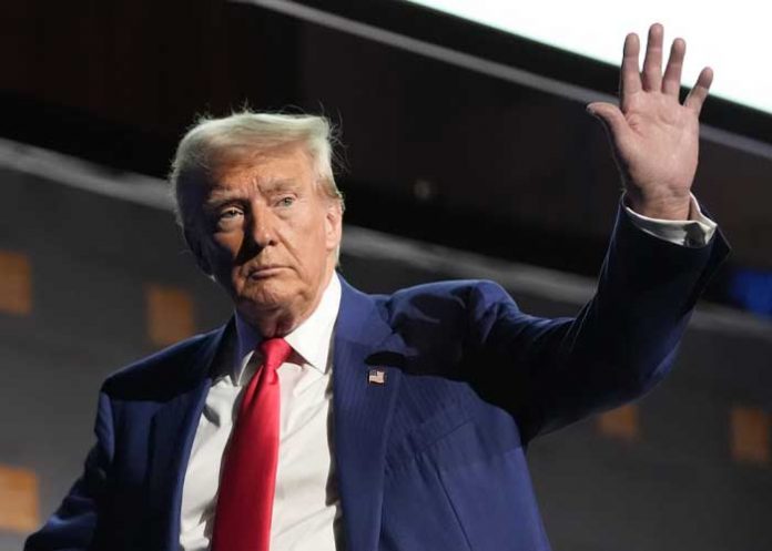 2 Foto: ¿Trump en Moscú? El expresidente de EE.UU. aclara la controversia / Cortesía