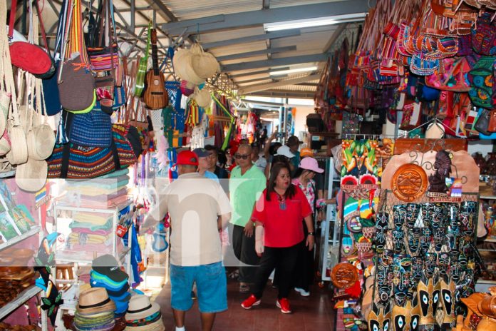 Foto: Turistas de Vietnam exploran el arte y las costumbres de Masaya durante su visita/TN8