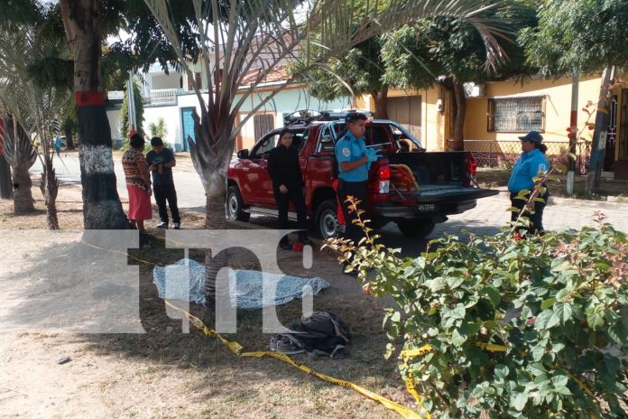Foto: Hombre muerto en la vía pública en la ciudad de Ocotal/TN8