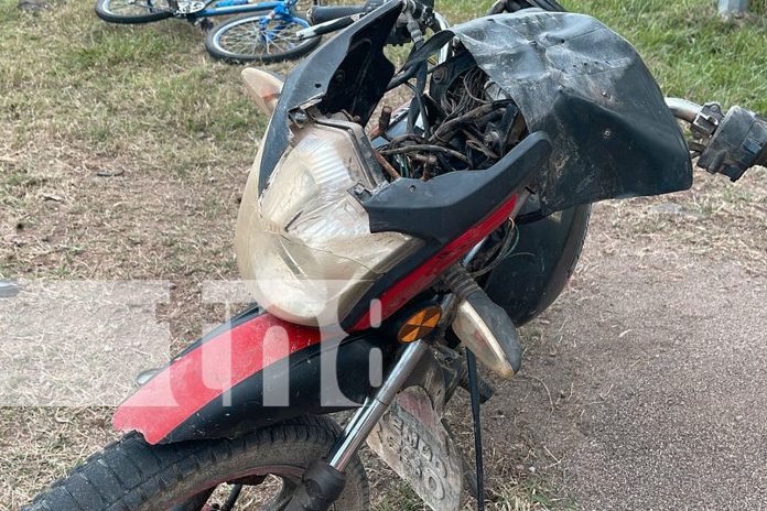 Foto: Motociclista se estrella contra un bulto de arena en Chontales/TN8