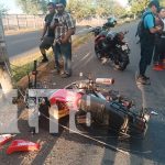 Motociclista queda gravemente herido tras estrellarse contra un poste en Managua Foto: Motociclista se estrella contra un poste en Managua/TN8