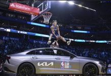 Mac McClung logra el primer tricampeonato de Clavadas de la NBA McClung gana concurso de clavadas de la NBA