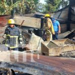 Vecinos heroicos salvan a hombre con discapacidad de morir en incendio en Managua Foto: Incendio en una vivienda de Managua / TN8