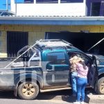 ¡Desastroso! Conductora pierde el control y provoca triple colisión en Jinotega Foto: Fuerte colisión de camioneta contra una vivienda en Jinotega / TN8