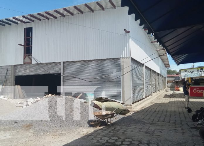 Foto: Construcción de plaza comercial en el Gancho de Camino / TN8