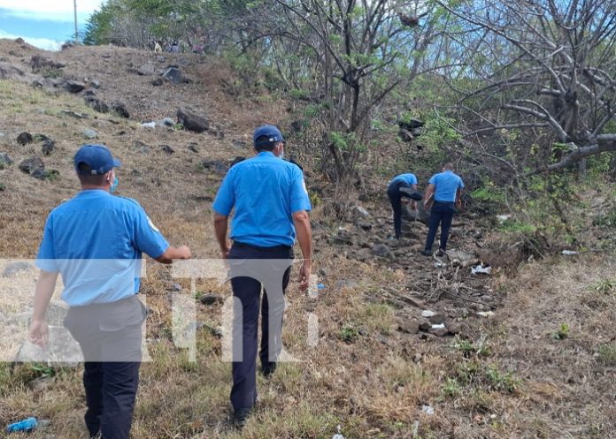 Foto: Encuentran cuerpo de hombre en un terreno entre Boaco y Tipitapa / TN8 Foto: Encuentran cuerpo de hombre en un terreno entre Boaco y Tipitapa / TN8