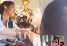 ¡Bien merecido! Paliza a degenerado en la Ruta 110, Managua (VIDEO) Foto: Agreden a presunto degenerado en un bus de Managua / TN8