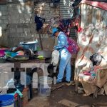 2 mil casas son abatizadas y fumigadas en el barrio San Sebastián, en Managua Foto: Fumigación en el barrio San Sebastián, Managua / TN8