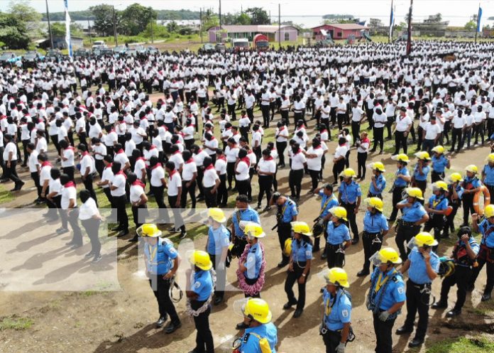 Foto: Juramentación de policías voluntarios en el Caribe Sur / TN8 Foto: Juramentación de policías voluntarios en el Caribe Sur / TN8