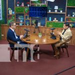 Reformas bancarias en Nicaragua: ¿cómo benefician a los usuarios y protegen la economía? Foto: Wálmaro Gutiérrez en Estudio TN8 sobre tema de la Ley del Sistema Bancario en Nicaragua / TN8