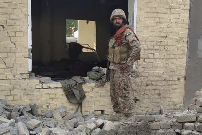 Foto: Ataque suicida deja decenas de víctimas en Pakistán/Cortesía