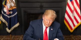 Foto: Trump manda una carta al líder supremo de Irán /Cortesía