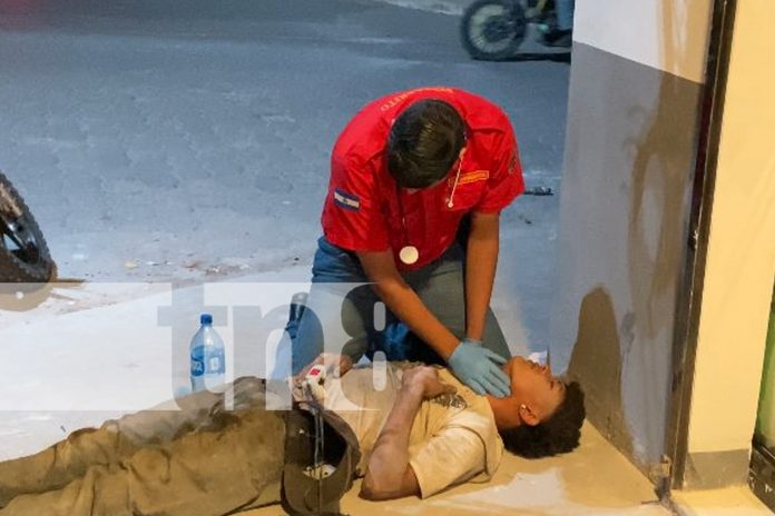 Foto: Joven convulsiona en Estelí/TN8 Foto: Joven convulsiona en Estelí/TN8