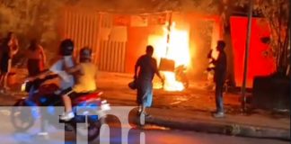 Foto: Moto quemada y accidentes graves registrados en menos de 6 horas en Managua/TN8