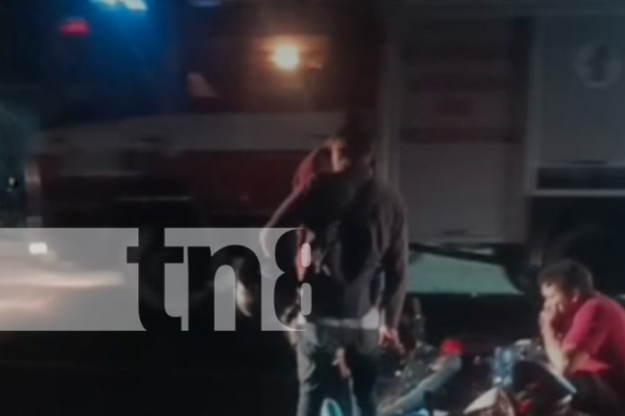 Foto: Motociclista chocan en Ticuantepe/TN8 Foto: Motociclista chocan en Ticuantepe/TN8