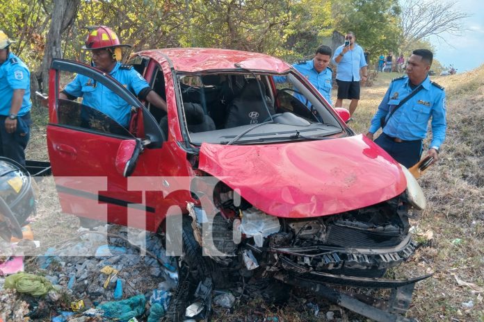 Foto: Tres personas lesionadas en aparatoso accidente de tránsito registrado en Rivas/TN8