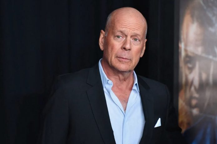 Foto: Bruce Willis se convirtió en tendencia en la plataforma X/Cortesía Foto: Bruce Willis se convirtió en tendencia en la plataforma X/Cortesía