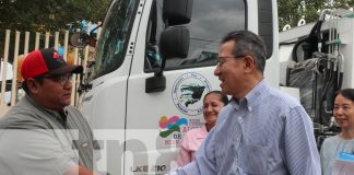 Foto: Mulukukú recibe moderno camión recolector/TN8