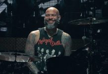 Guns N’ Roses se queda sin baterista: Frank Ferrer dice adiós tras 19 años Foto: Guns N’ Roses sin baterista /cortesía