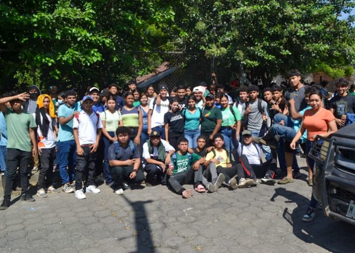 Foto: Movimiento Guardabarranco celebró el Día del Agua /cortesía Foto: Movimiento Guardabarranco celebró el Día del Agua /cortesía