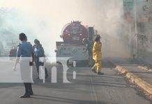 Incendio en carretera a Masaya pone en riesgo viviendas y afecta visibilidad Foto: Incendio en carretera a Masaya pone en riesgo viviendas y afecta visibilidad/TN8
