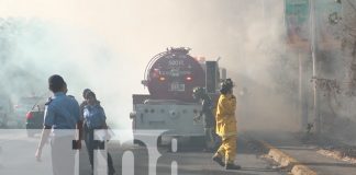Foto: Incendio en carretera a Masaya pone en riesgo viviendas y afecta visibilidad/TN8