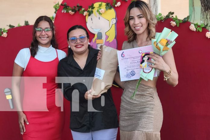Foto: Encuentro de mujeres comunicadoras: Celebrando el rol de la mujer en la comunicación/TN8