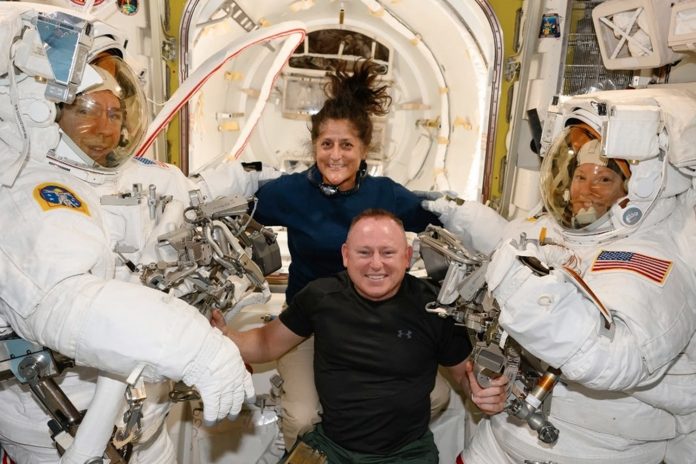 Foto: Astronautas estadounidenses de la NASA regresan a casa/Cortesía Foto: Astronautas estadounidenses de la NASA regresan a casa/Cortesía