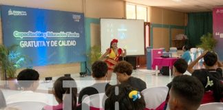 Foto: Centro Tecnológico Simón Bolívar conmemora la Gran Cruzada Nacional de Alfabetización/TN8