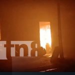 Incendio arrasa con taller de mueblería en El Jícaro, Nueva Segovia Foto: Incendio afectó un taller de mueblería en El Jícaro/TN8